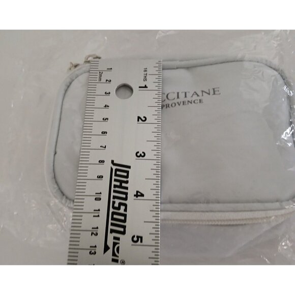 AIR CHINA Business Class 2019 L'Occitane En Provence AMENITY KIT NEW Sealed - Picture 3 of 7